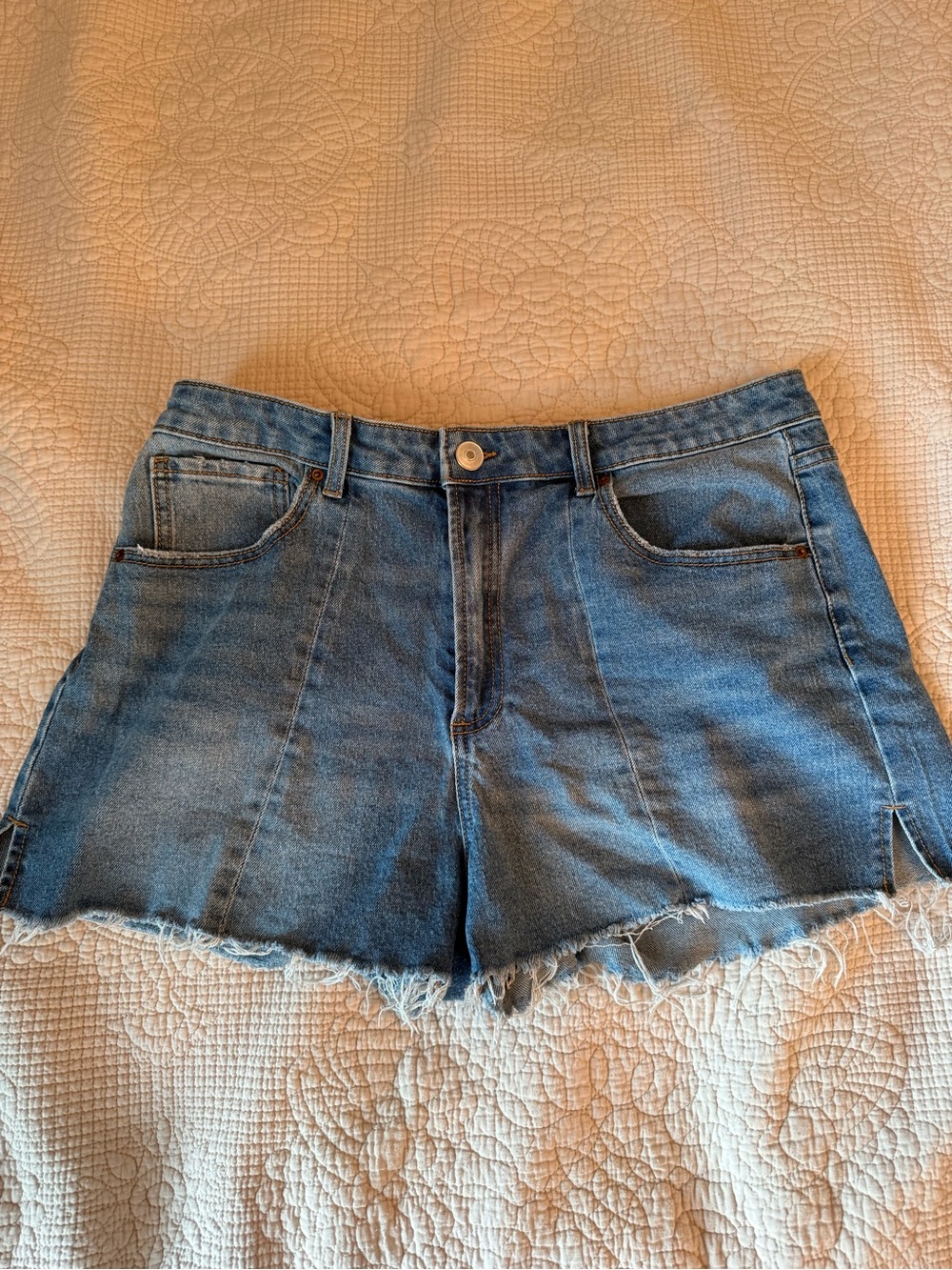 No Boundaries Distressed Denim Cutoff Shorts - Blue